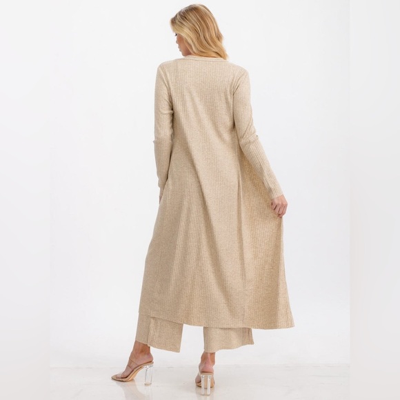 SALE! 027. WOMEN'S LONG SLEEVE BUTTON UP RIBBED CARDIGAN - OATMEAL - Picture 3 of 4